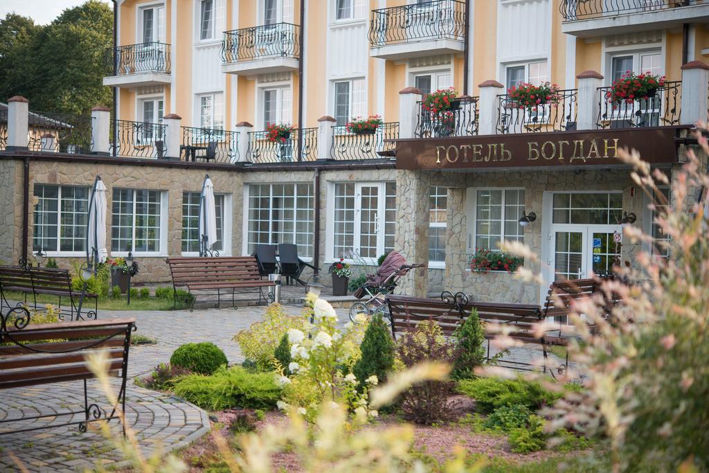 Hotel Bogdan มอร์ชิน ภายนอก รูปภาพ